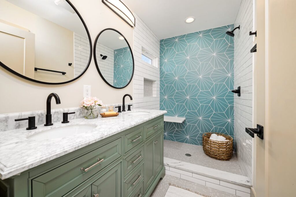 De beste kleuren en verlichting voor een ontspannende badkamer De beste kleuren en verlichting voor een ontspannende badkamer