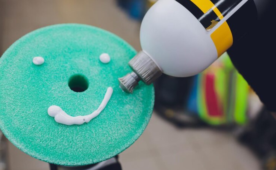 Polijstballen, Pads en Cones: Wat is het Verschil en Wanneer Gebruik Je Wat?